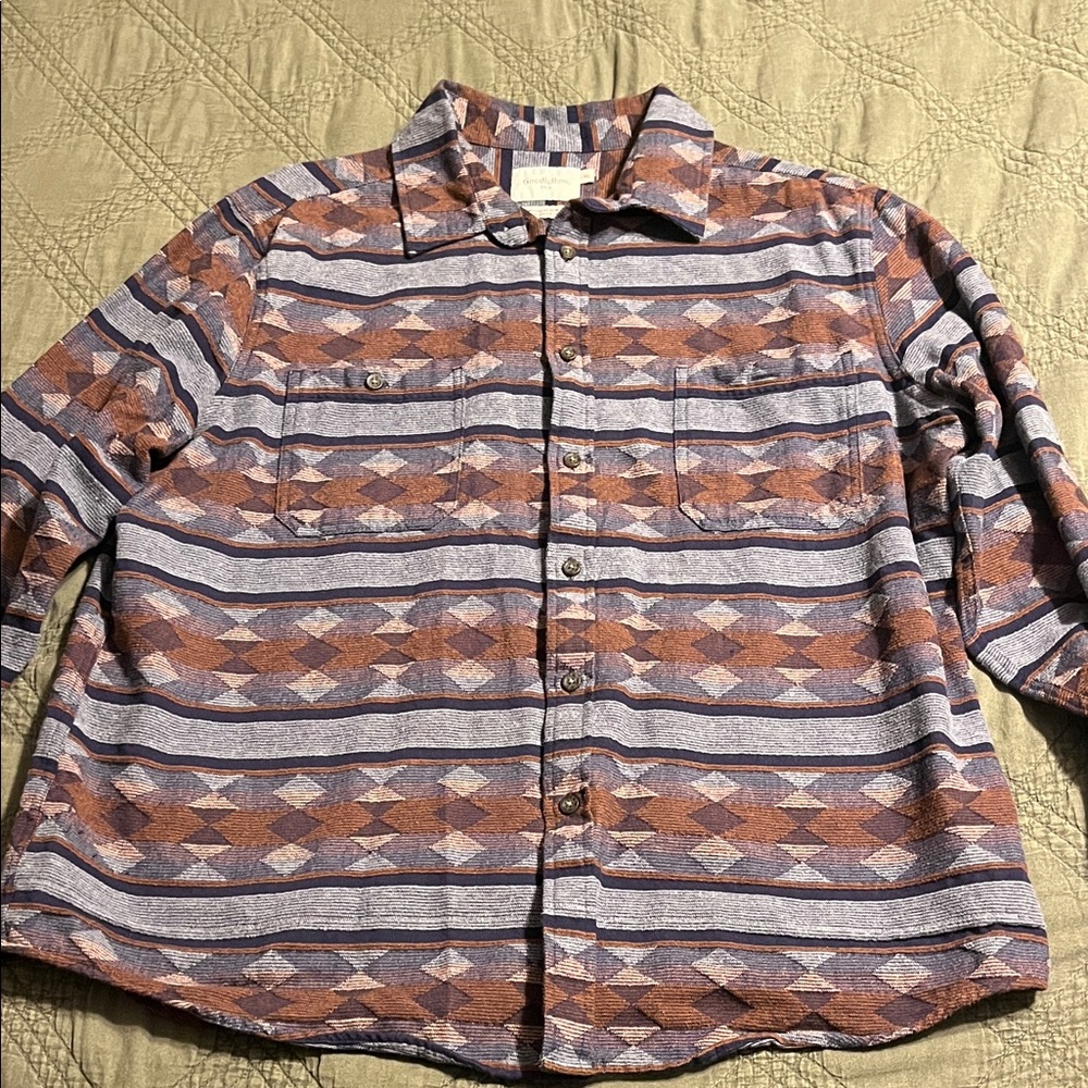 Geometric Patterned Button-Up Shirt